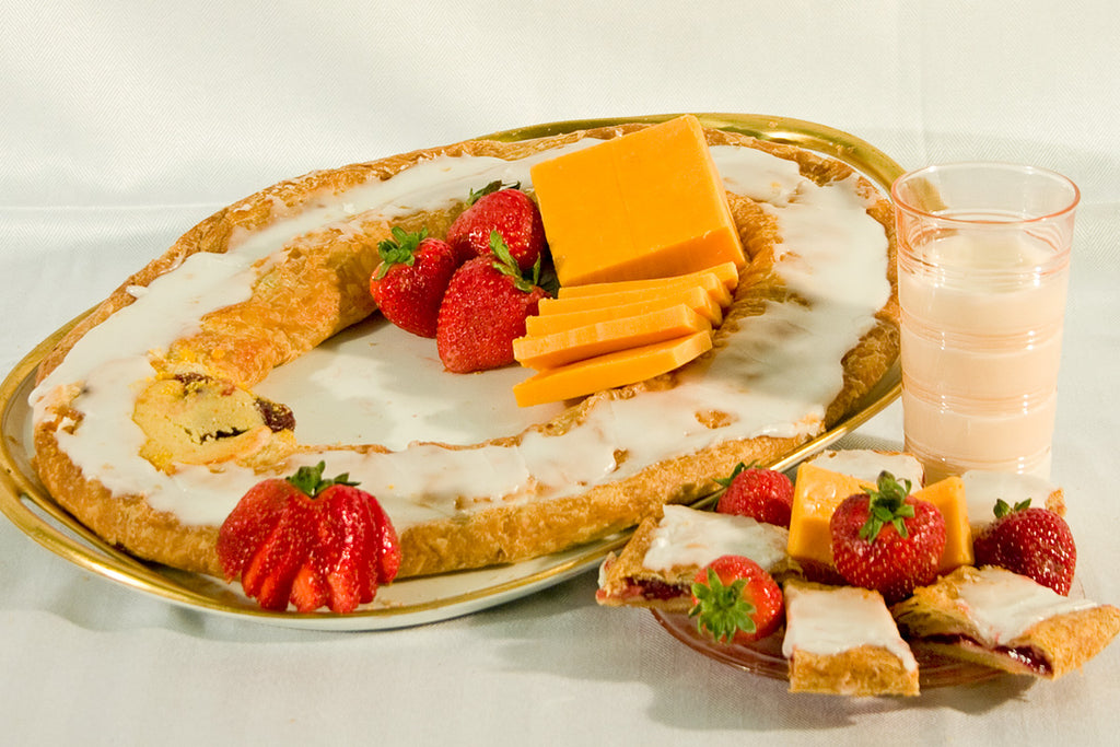 Strawberry Cheese Danish Kringle 22oz. Strawberry Cheese Danish Kringle 22oz.